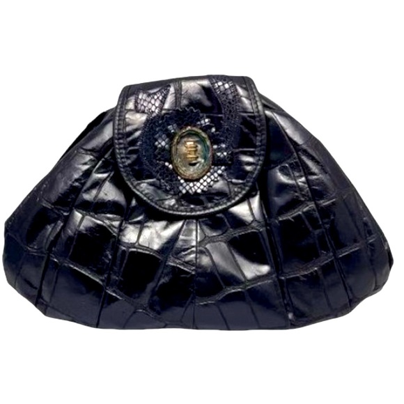 Park Avenue Int. Handbags - Park Avenue International Vintage Crossbody Clutch Genuine Crinkled Leather Bag